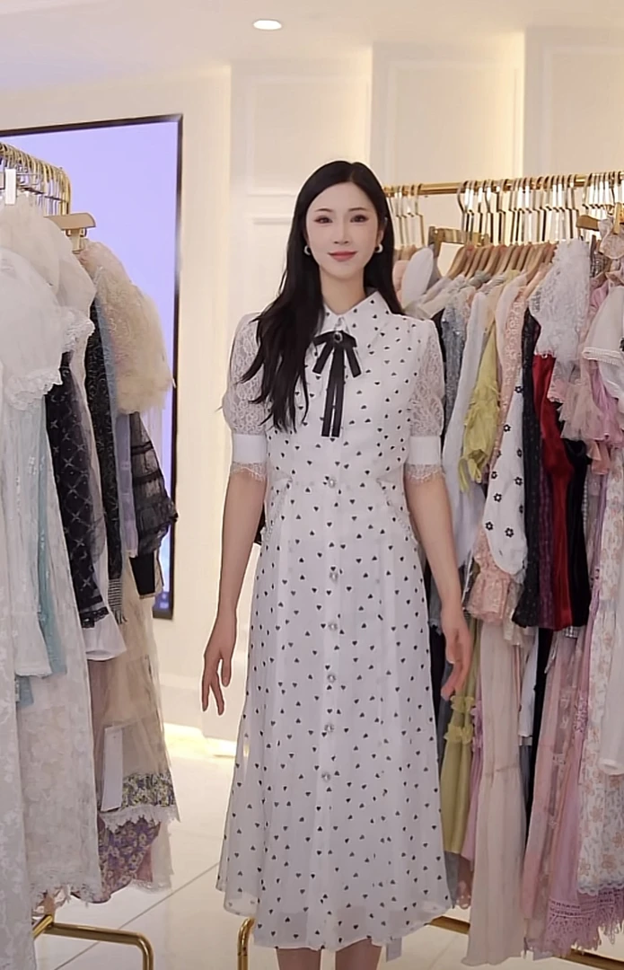 【媛媛女王】夏季2025新款女装时尚百搭简约波点气质连衣裙