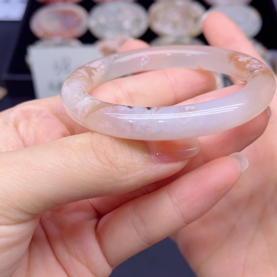 玛瑙/玉髓未镶嵌手镯57