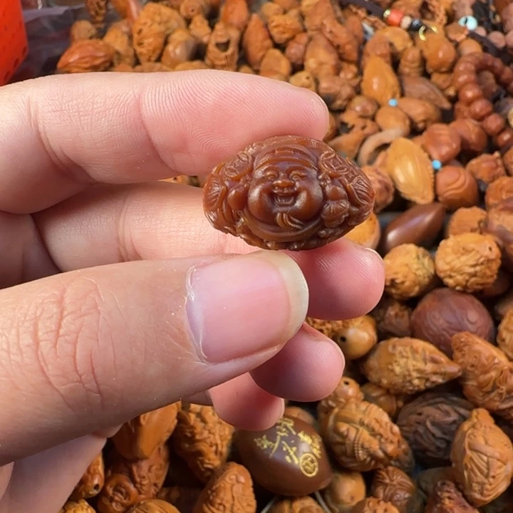 橄榄核吊坠c94横财神