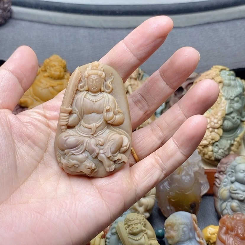 【闪购商品】定制石英质玉吊坠未镶嵌