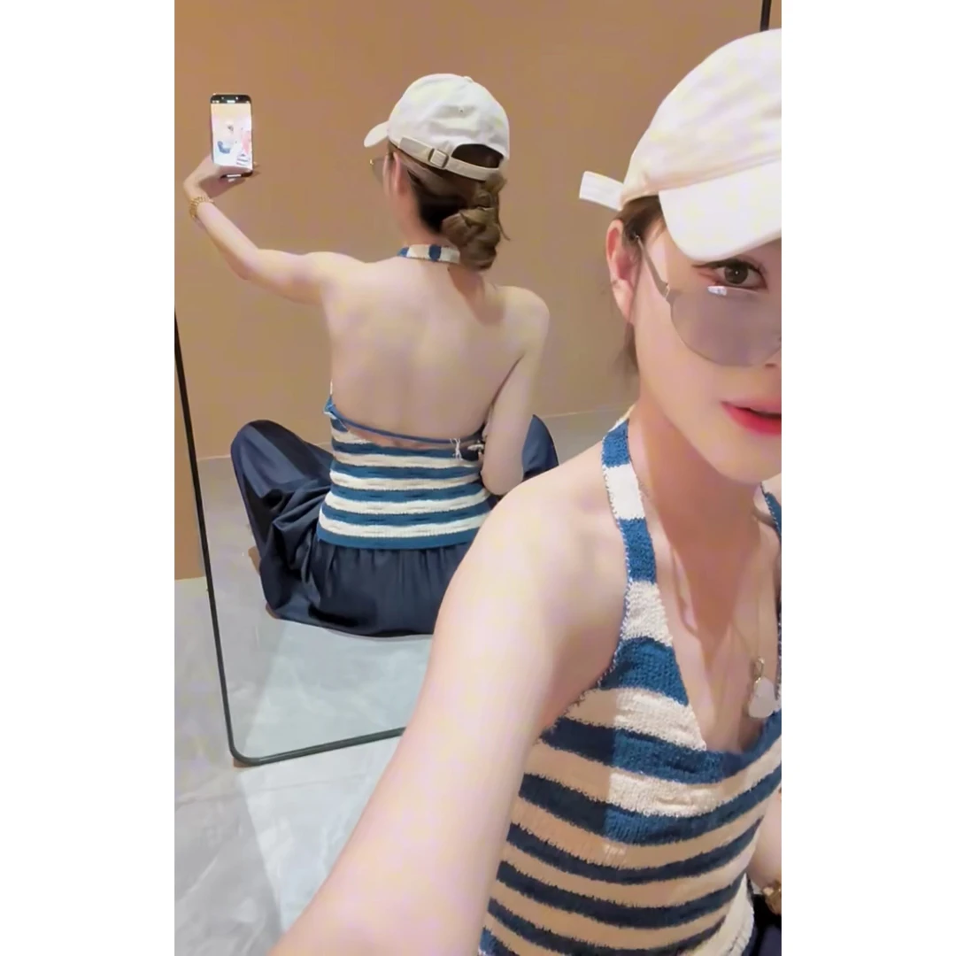 蓝色条纹V领挂脖露背针织吊带背心夏季辣妹性感显瘦百搭外穿上衣