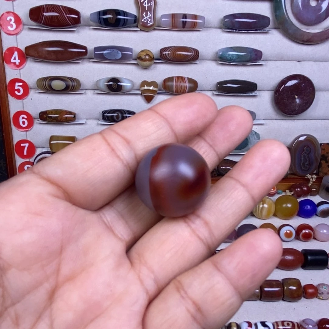 未镶嵌玛瑙/玉髓珠宝奇石人***间