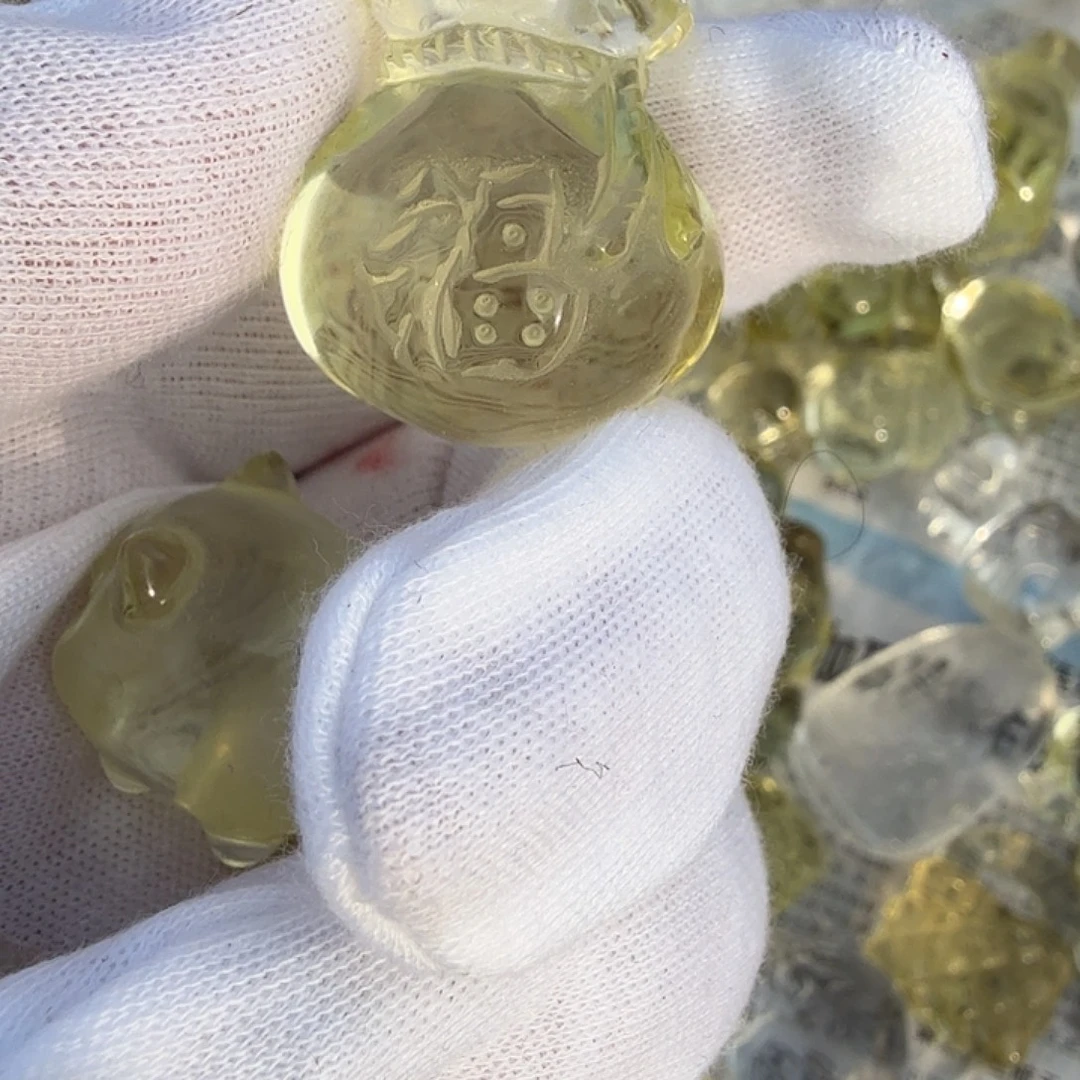 满***许车挂未镶嵌水晶水晶