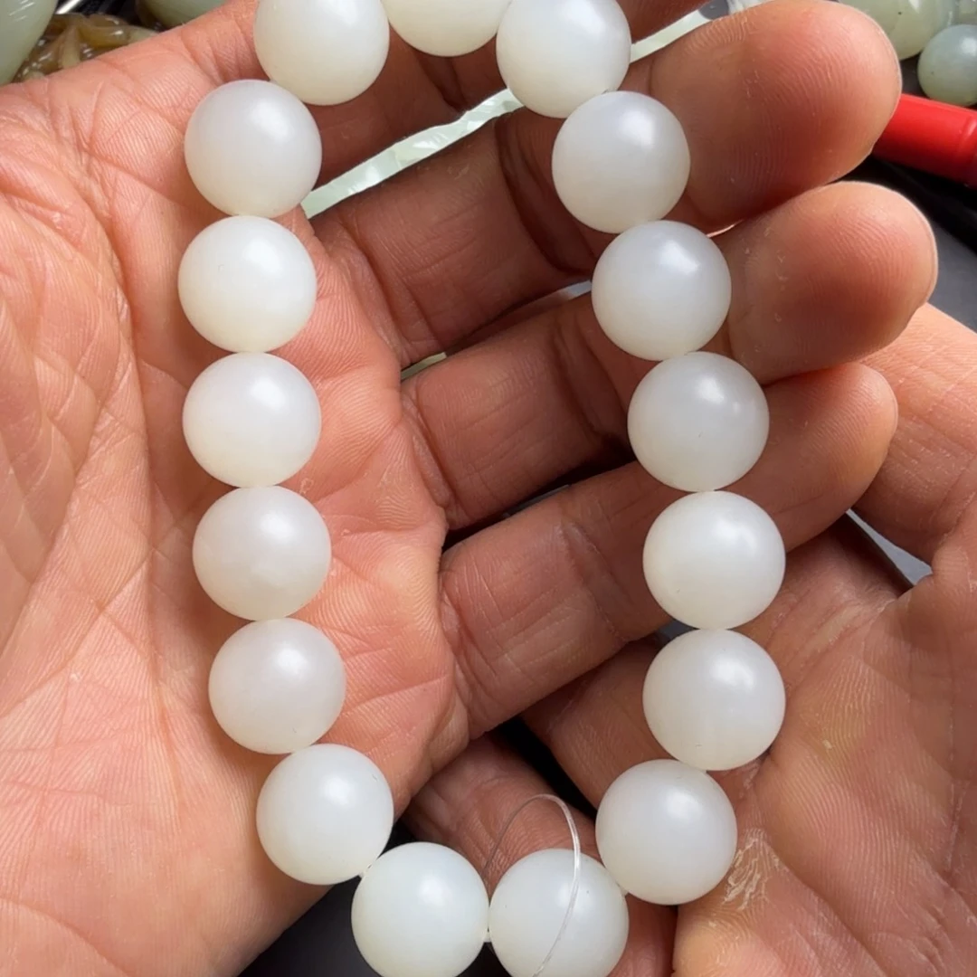 和田玉颈饰未镶嵌风*