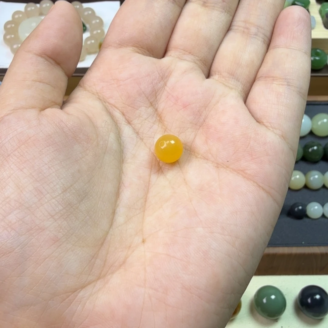 老***黑石英质玉（黄龙玉）未镶嵌珠宝半成品