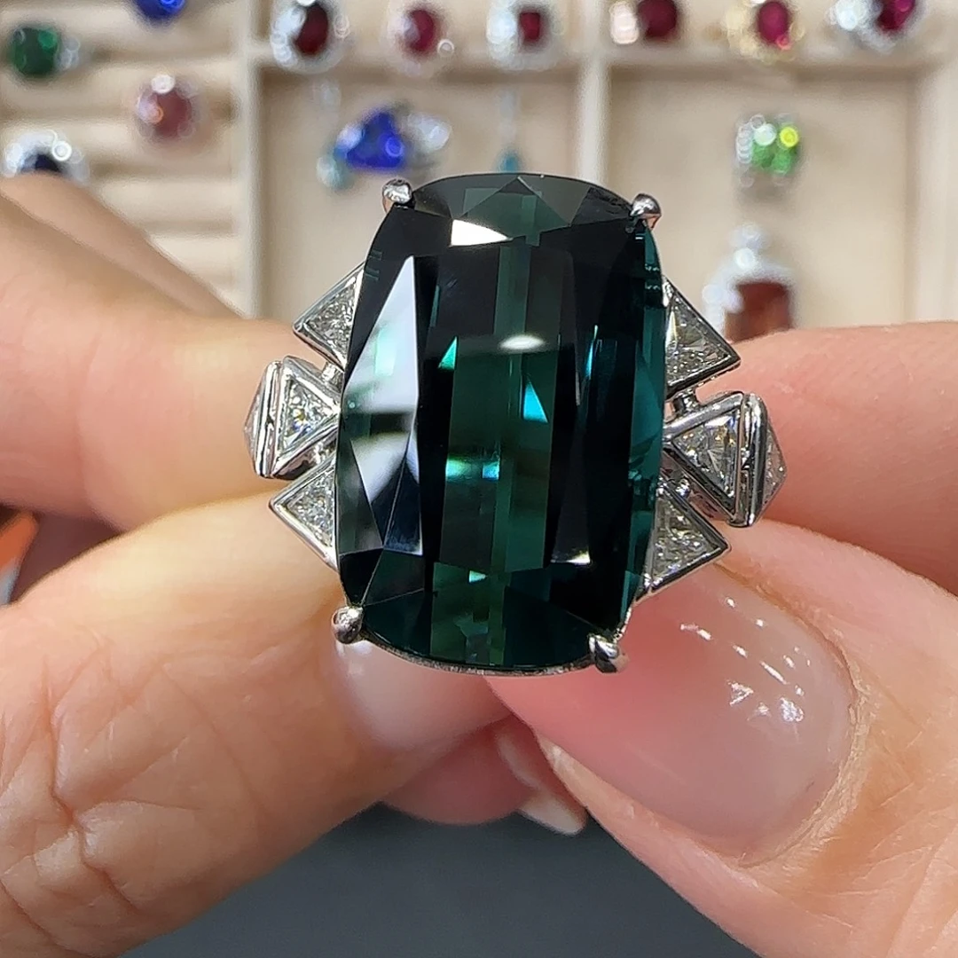 18K金镶嵌戒指碧玺16.68ct