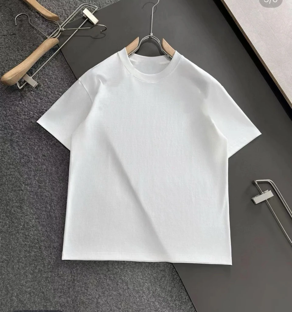 新款潮牌男士T恤-娜