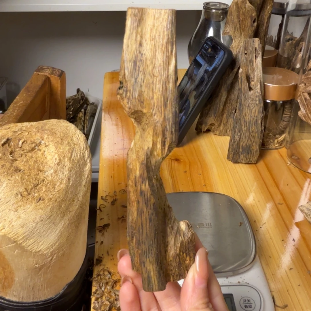 沉香白奇虫漏香29克