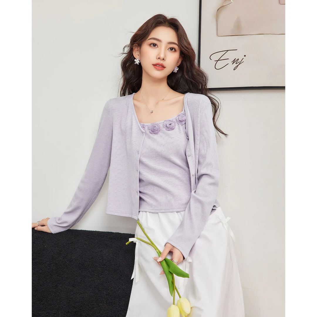 IEF/爱依服2025新款初秋季时尚高级温柔小女人显白遮肉上衣两件套