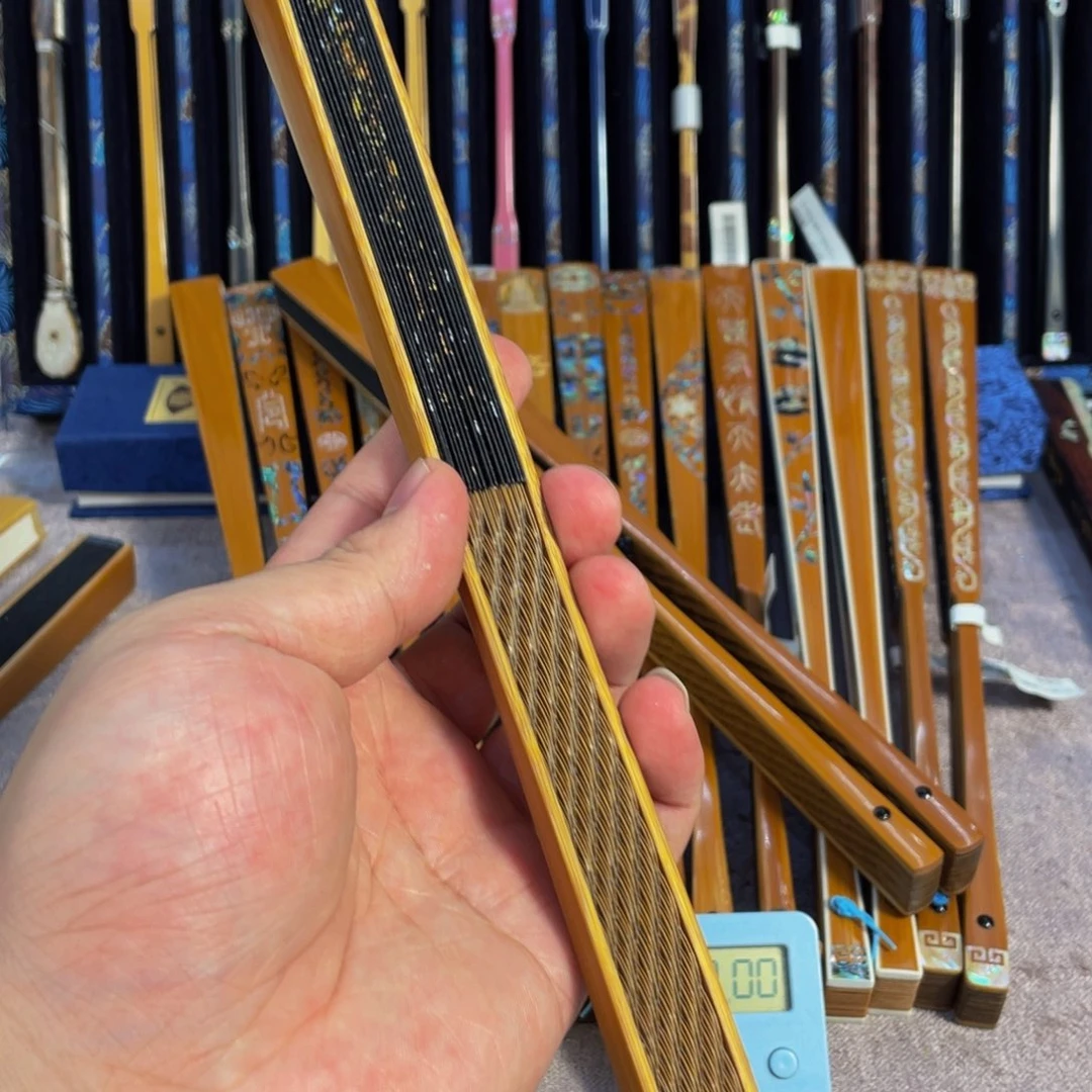 扇子手工制作工艺精湛