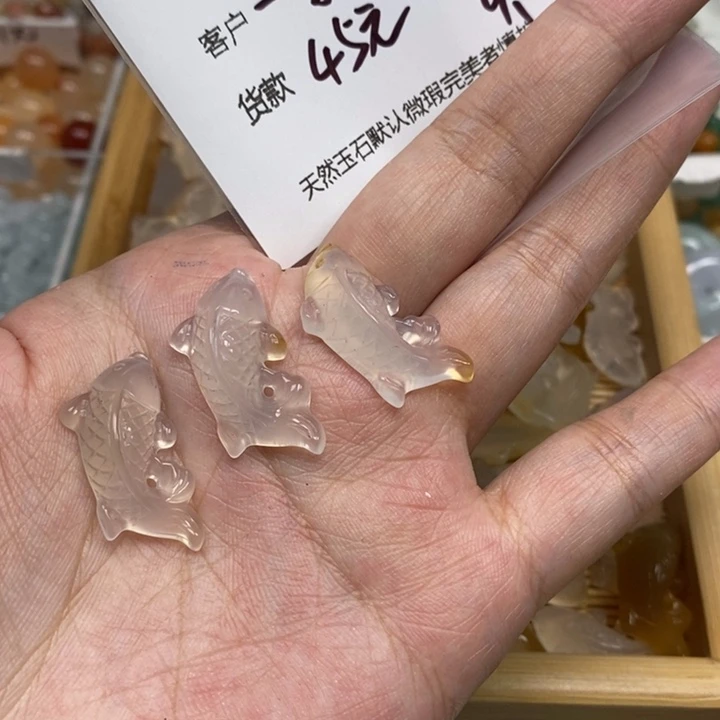 一****未镶嵌颈饰玛瑙/玉髓