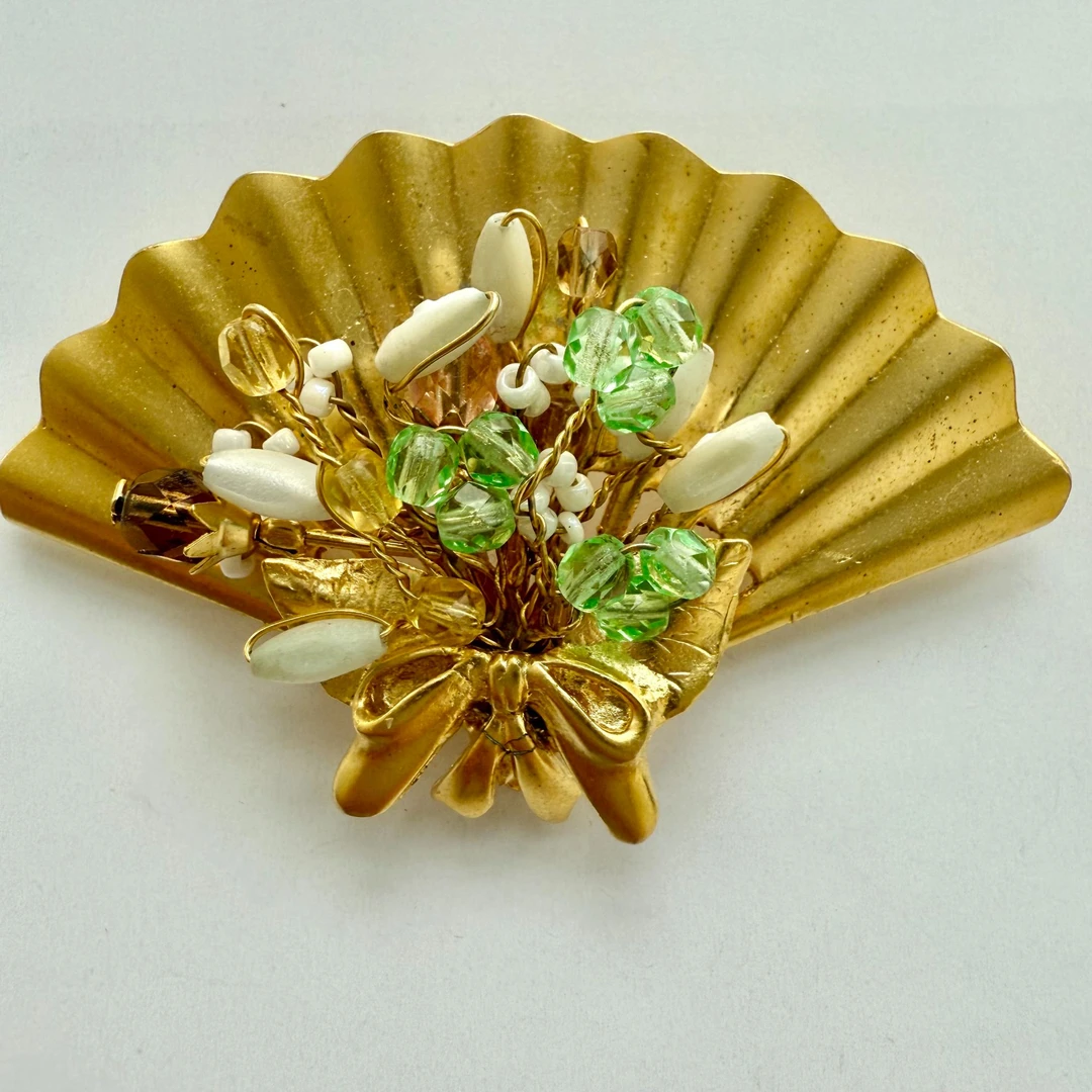 合金仿水晶胸针 合金扇形复古国风胸针 中古饰品