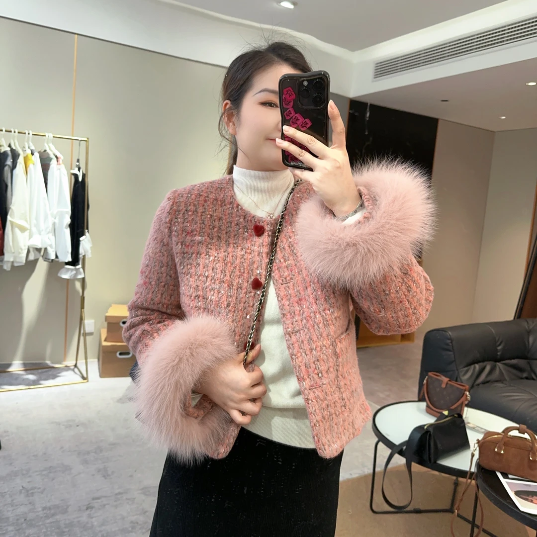 【橘粉小香】冬季新款时尚显瘦编织爱心扣小香风加厚外套 X5010201