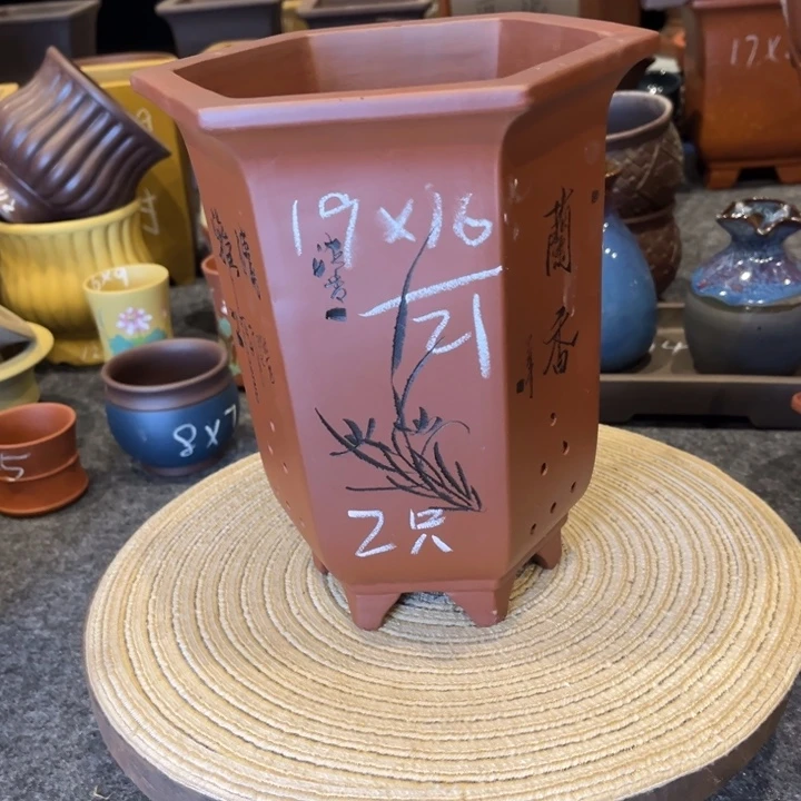紫砂花盆紫砂花盆