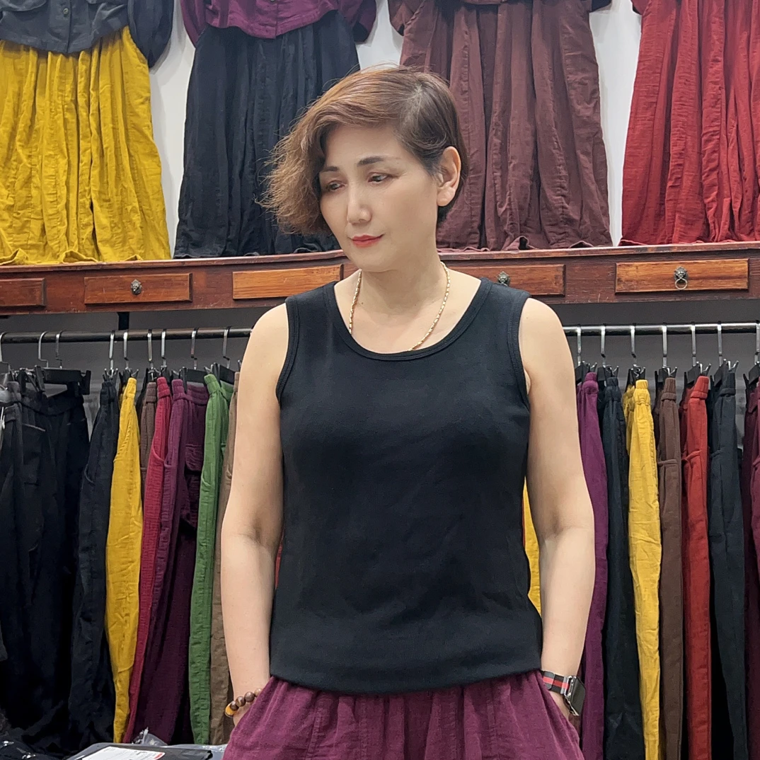 春秋简约修身无袖设计百搭襦米绒吊带背心打底