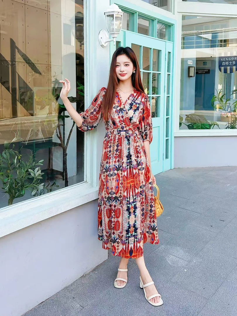 大码夏季显瘦印花长裙蝙蝠袖连衣裙碎花宽松腰法式2