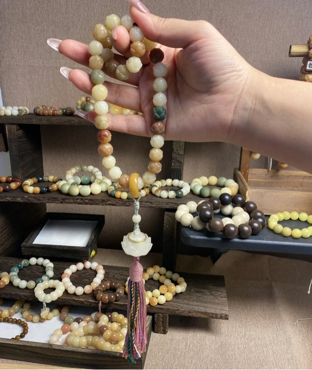 菩提根/象牙果莲花手持（默认微瑕）