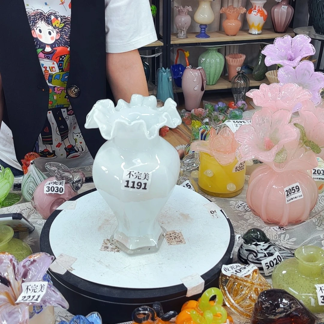 1191 家悦琉璃工艺品不完美