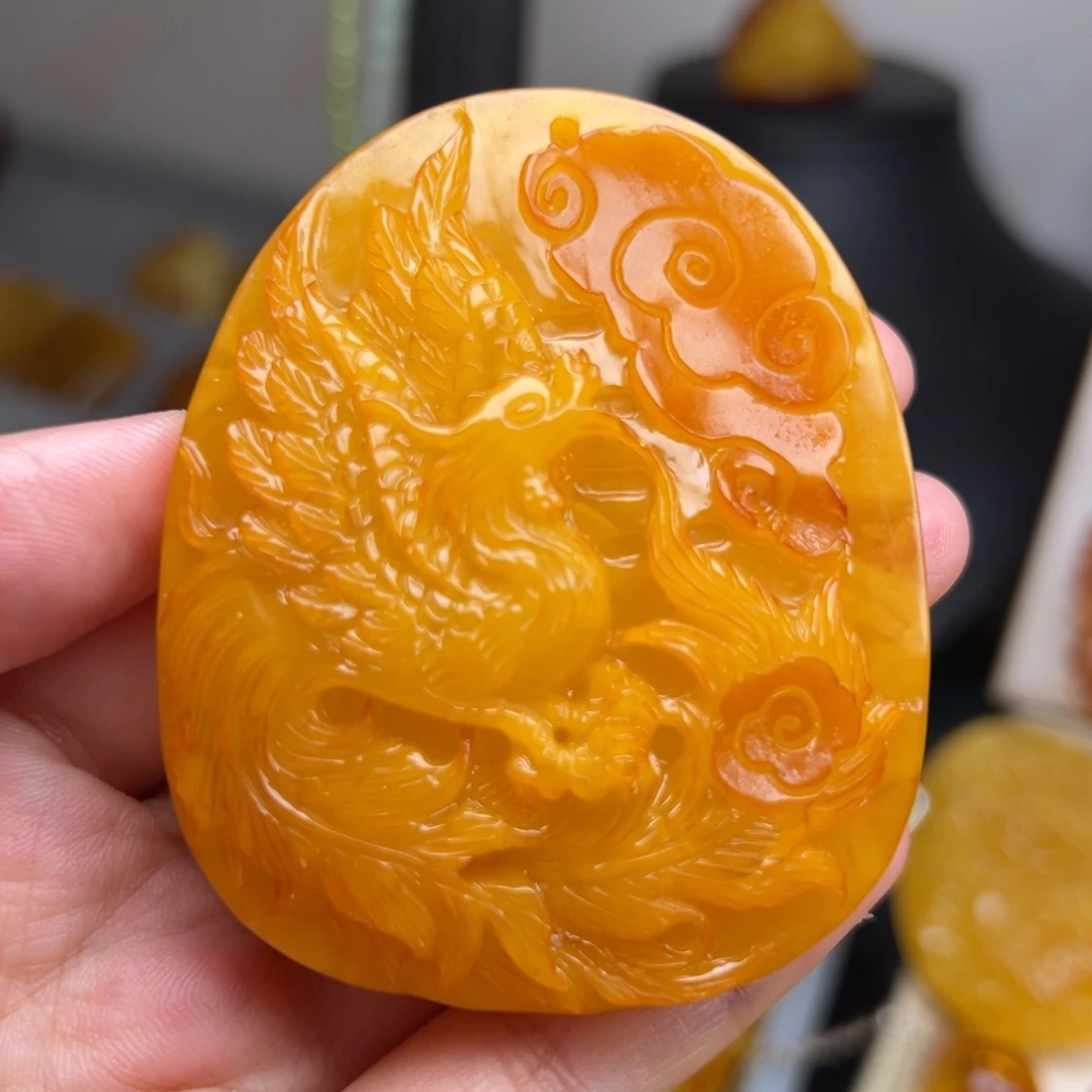 蜜蜡未镶嵌颈饰老蜡龙凤牌