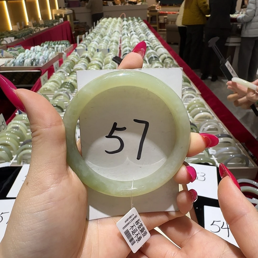 和田玉未镶嵌手镯821