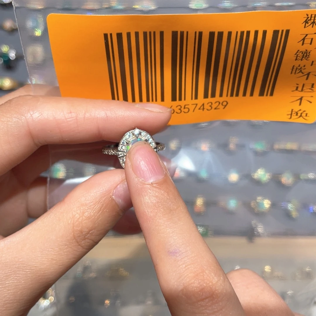 欧泊银S925镶嵌欧泊戒指小****?