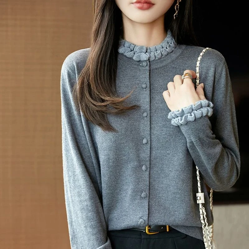 品牌撤柜正品秋冬时尚撞色长袖木耳边羊毛针织衫气质针织开衫女