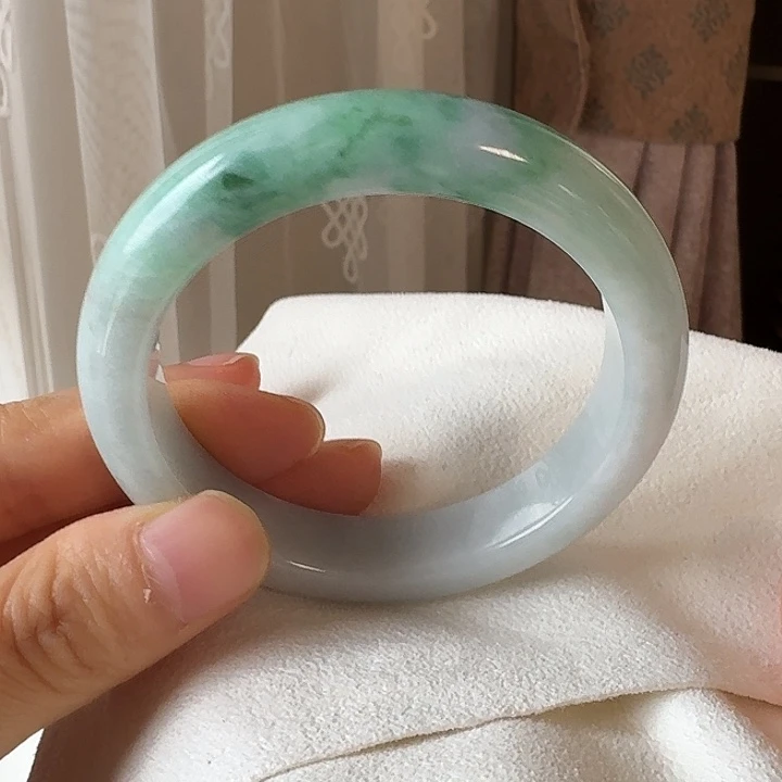 翡翠未镶嵌手镯手镯