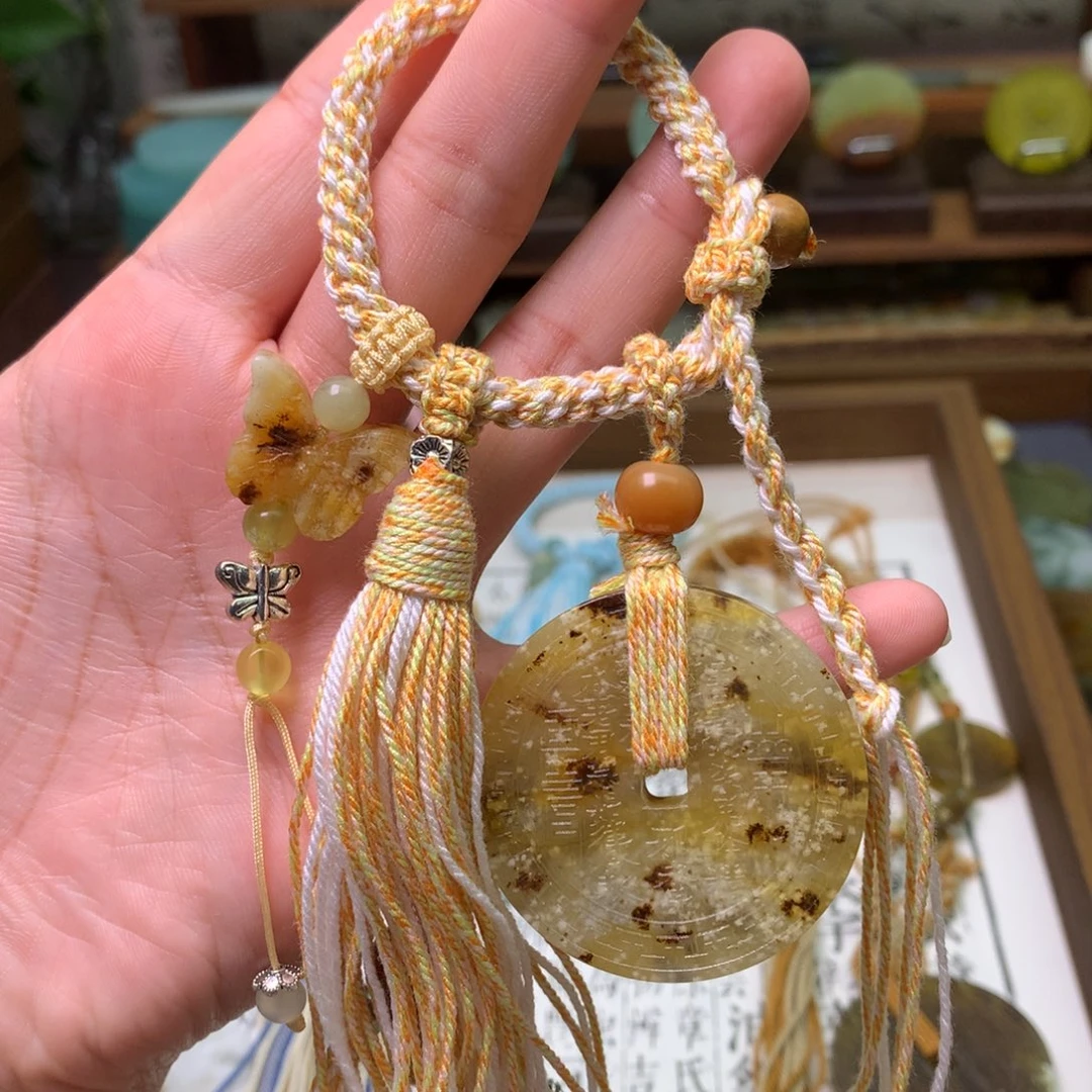 未镶嵌蛇纹石玉吊坠(不含链)