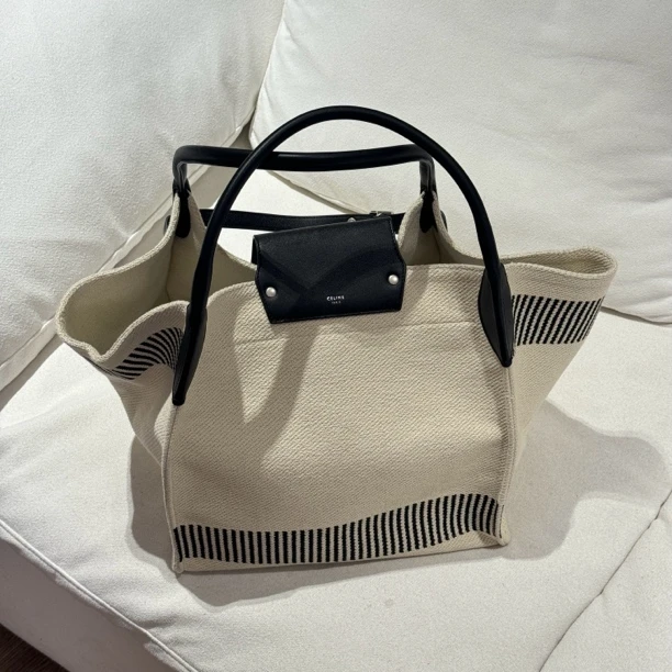 95新 Celine/思琳 chillvTg /单肩包