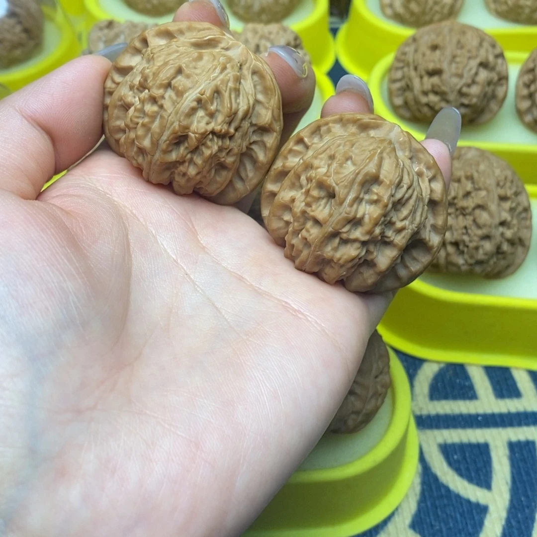 把件文玩核桃42白狮子