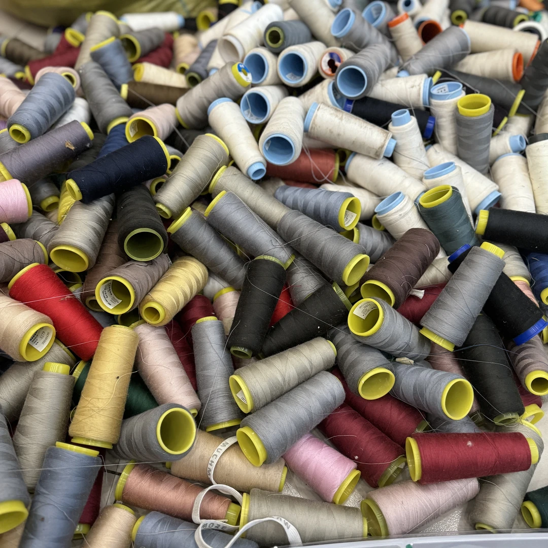 （直播间专属链接）手工DIY缝纫机线家用彩色线缝衣服微瑕no退no换