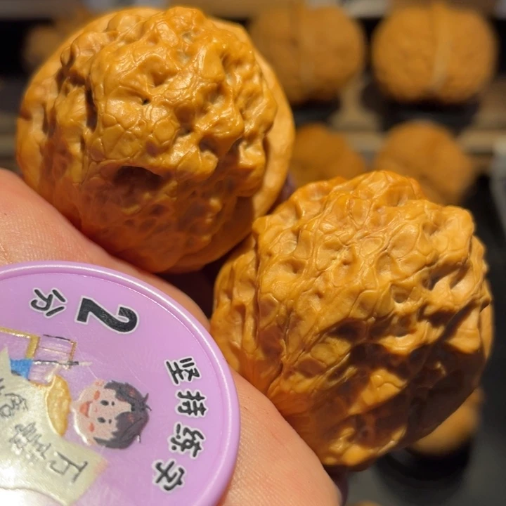 五毒蟾核桃尺寸40