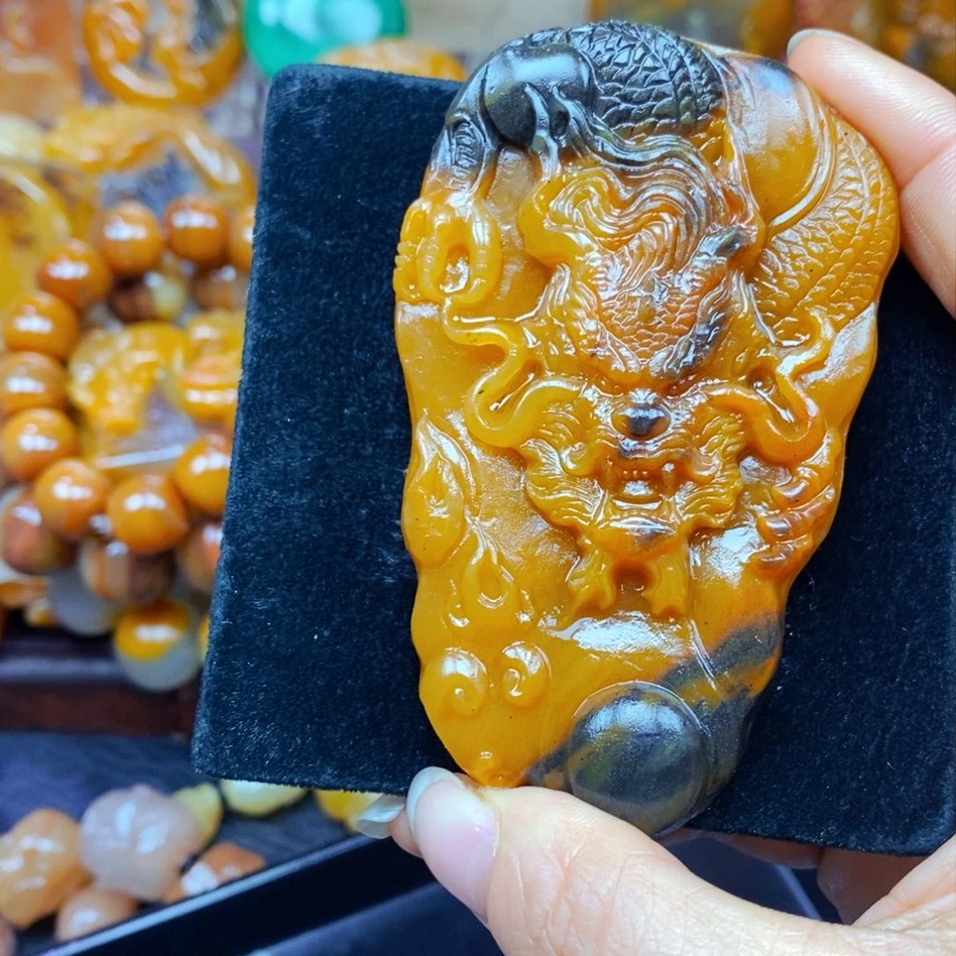 未镶嵌石英质玉（黄龙玉）吊坠(不含链)
