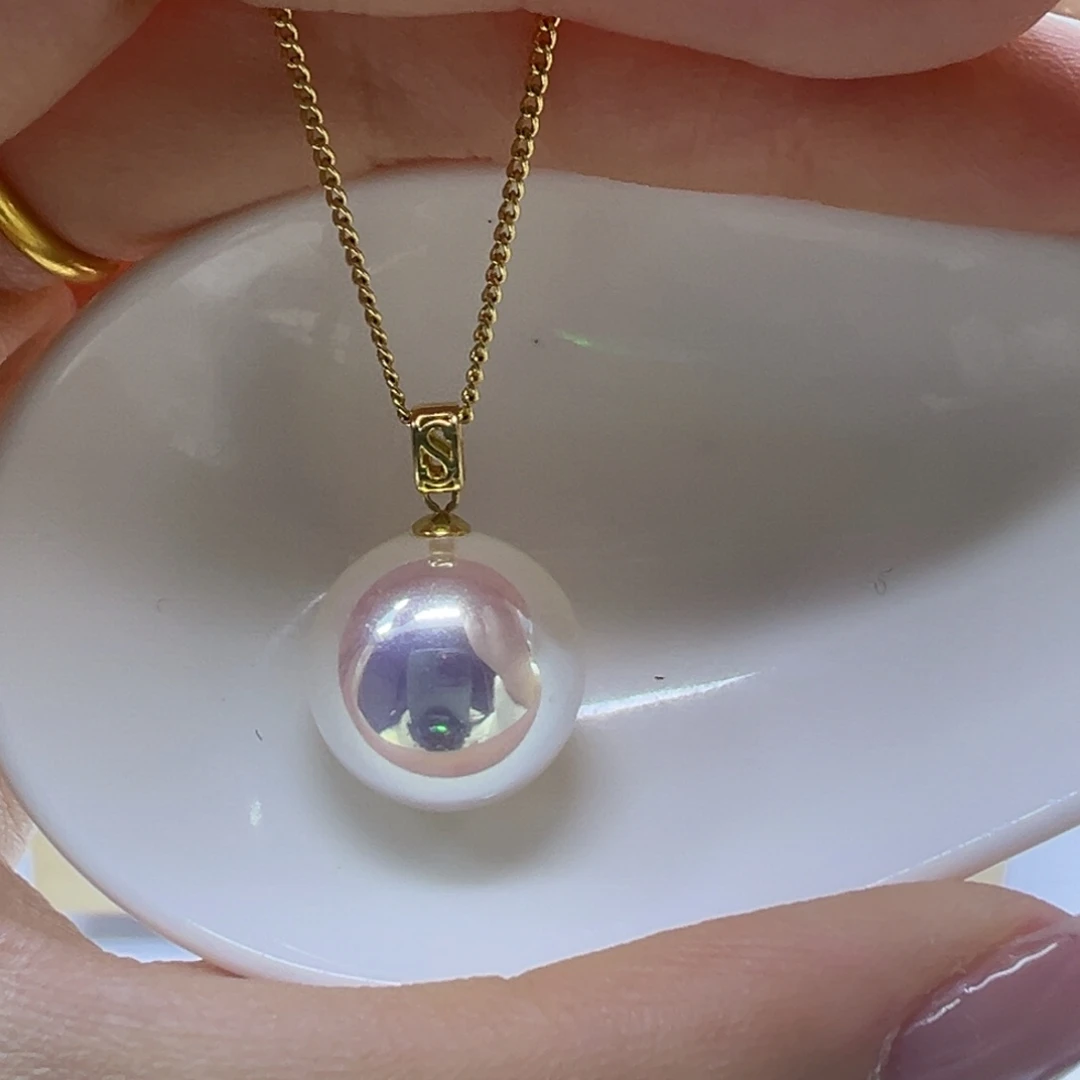 18K金镶嵌淡水珍珠吊坠(赠链)