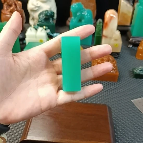 寿山石印石雅安绿闲章