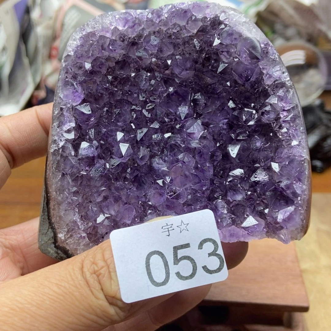 紫晶天然水晶摆件未镶嵌