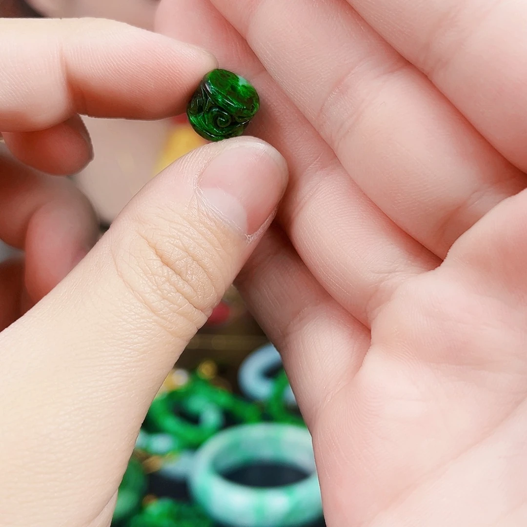 翡翠颈饰未镶嵌多样性发货