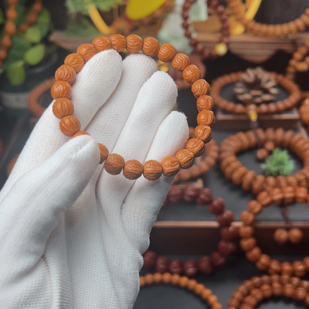 吊坠桃核@*振0.8顶货金玉龙手串