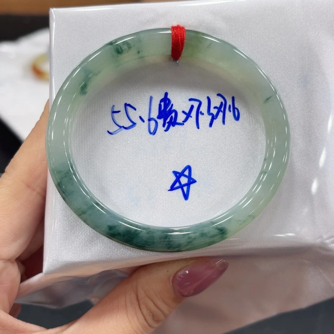 未镶嵌手镯翡翠翡翠