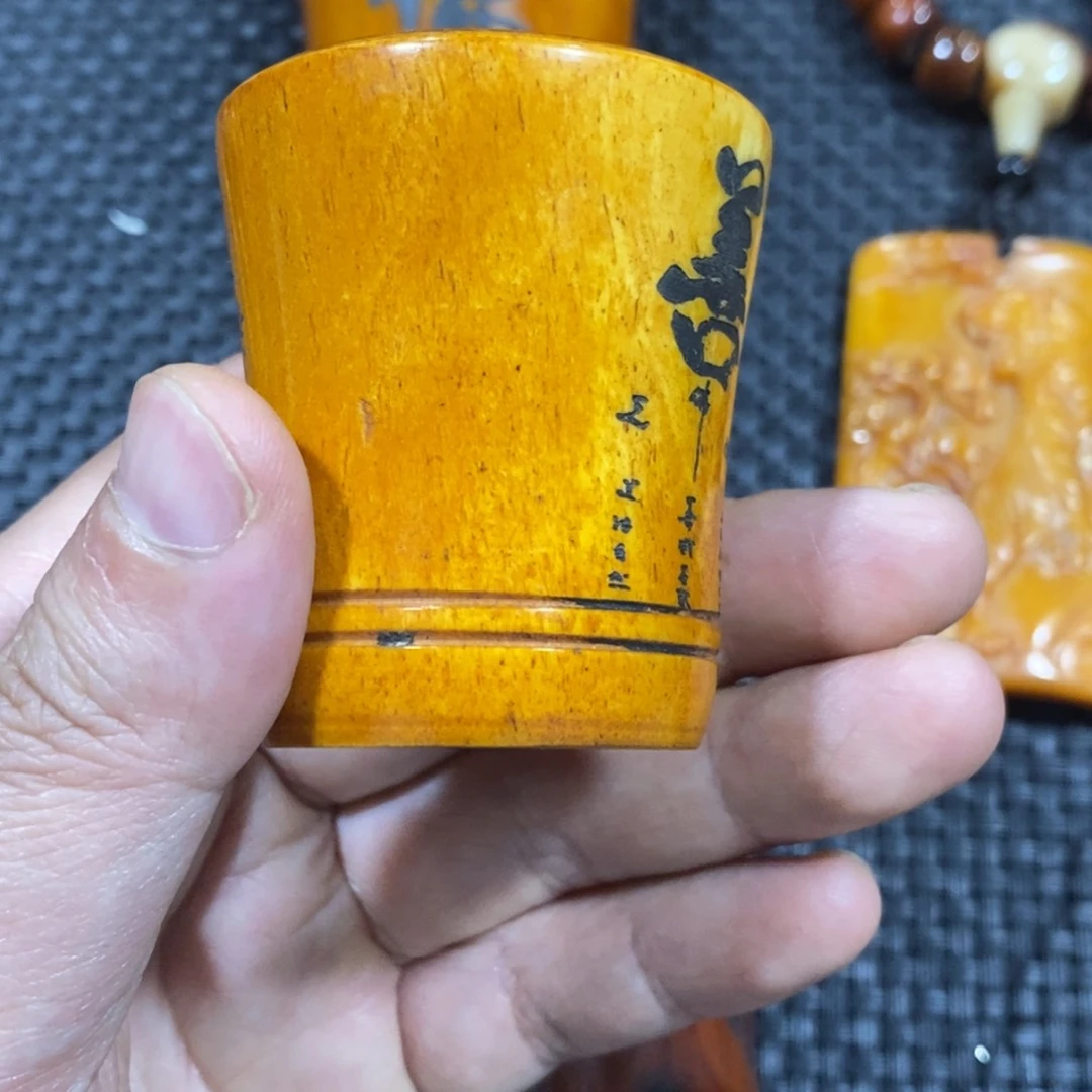 滴血莲花菩提吊坠