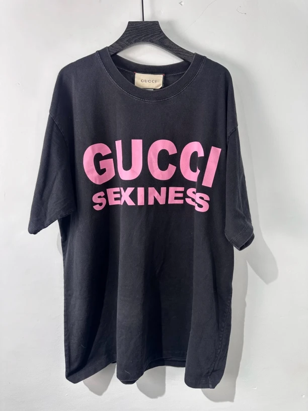 95新 GUCCI/古驰 黑粉字母logo短袖 m码