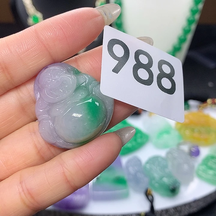 翡翠吊坠(赠链)未镶嵌