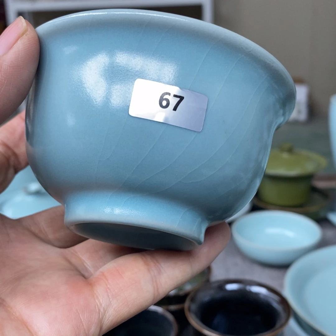 陈***可抱朴汝瓷仿古微瑕