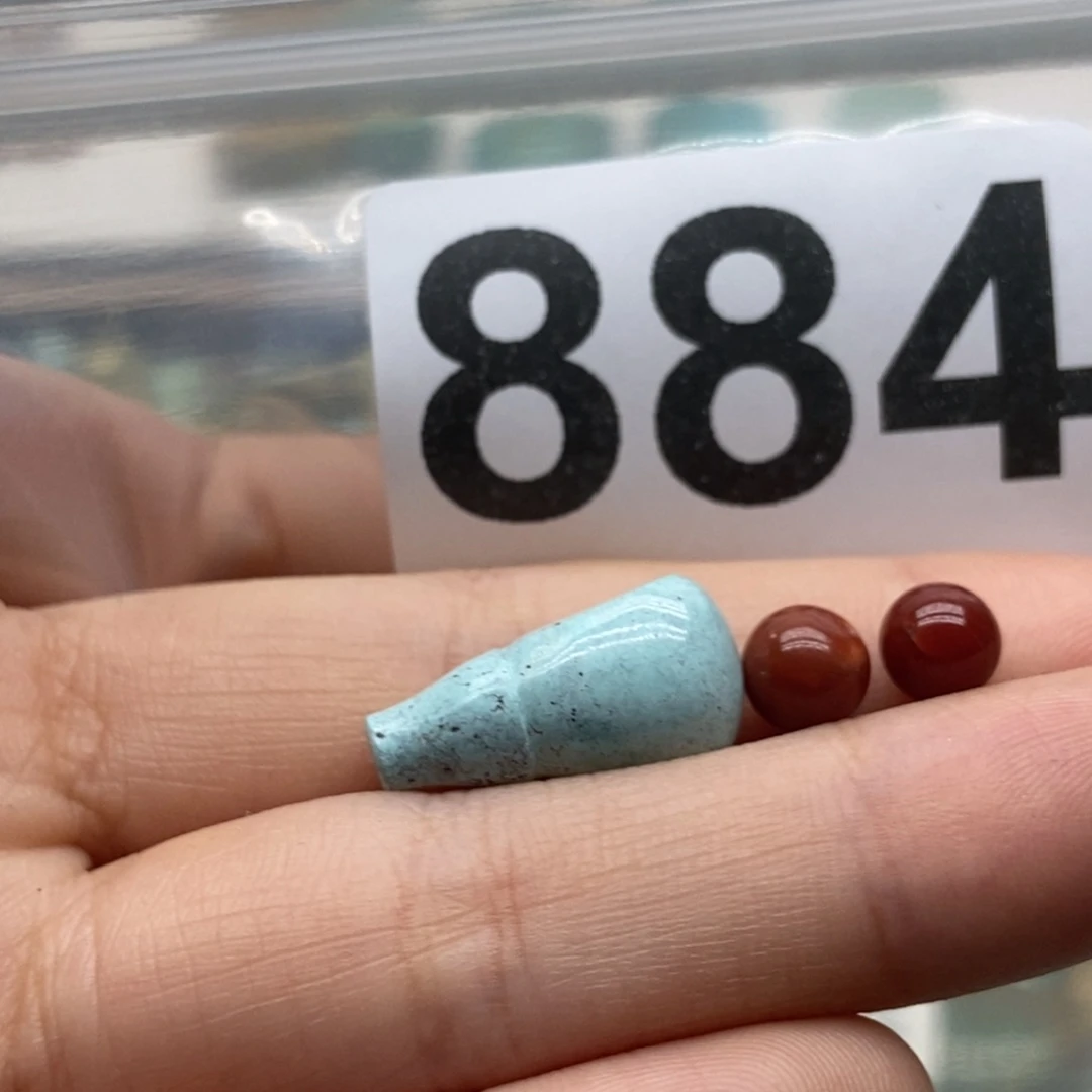 南红玛瑙未镶嵌颈饰