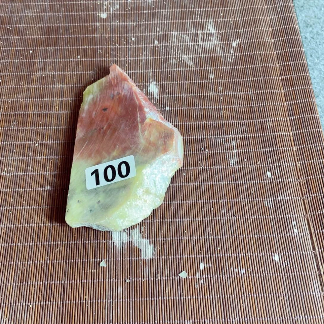 艾***渔蛇纹石玉未镶嵌珠宝奇石