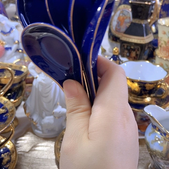 瓷片瑕疵6只……………………………………