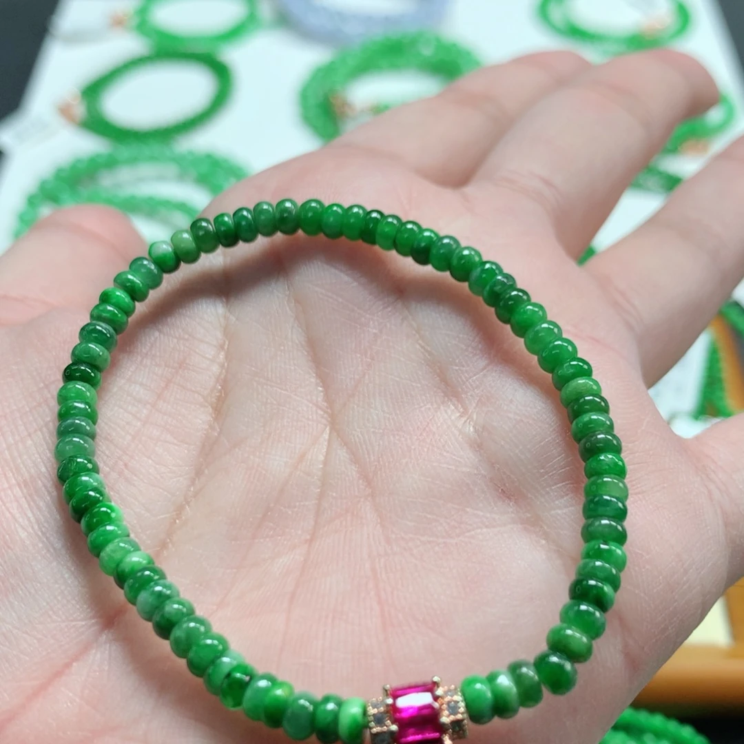 翡翠未镶嵌手链翡翠