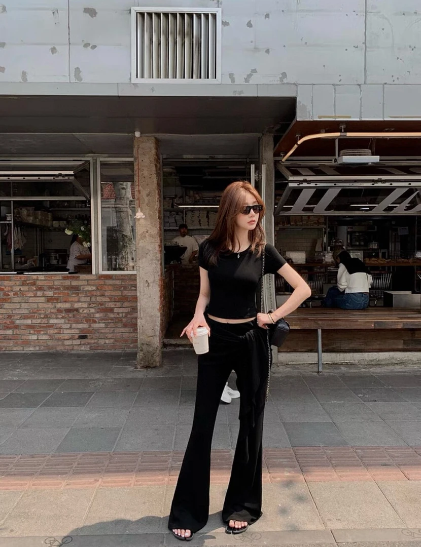 【JUJU】“瘦竹竿”夏季设计感纯欲辣妹显瘦弹力修身屁帘微喇休闲裤
