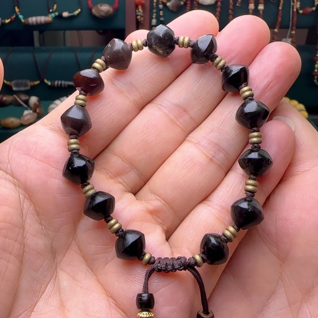 未镶嵌颈饰玛瑙/玉髓