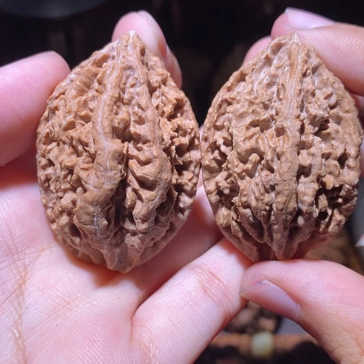 把件文玩核桃东北野生楸子小园114